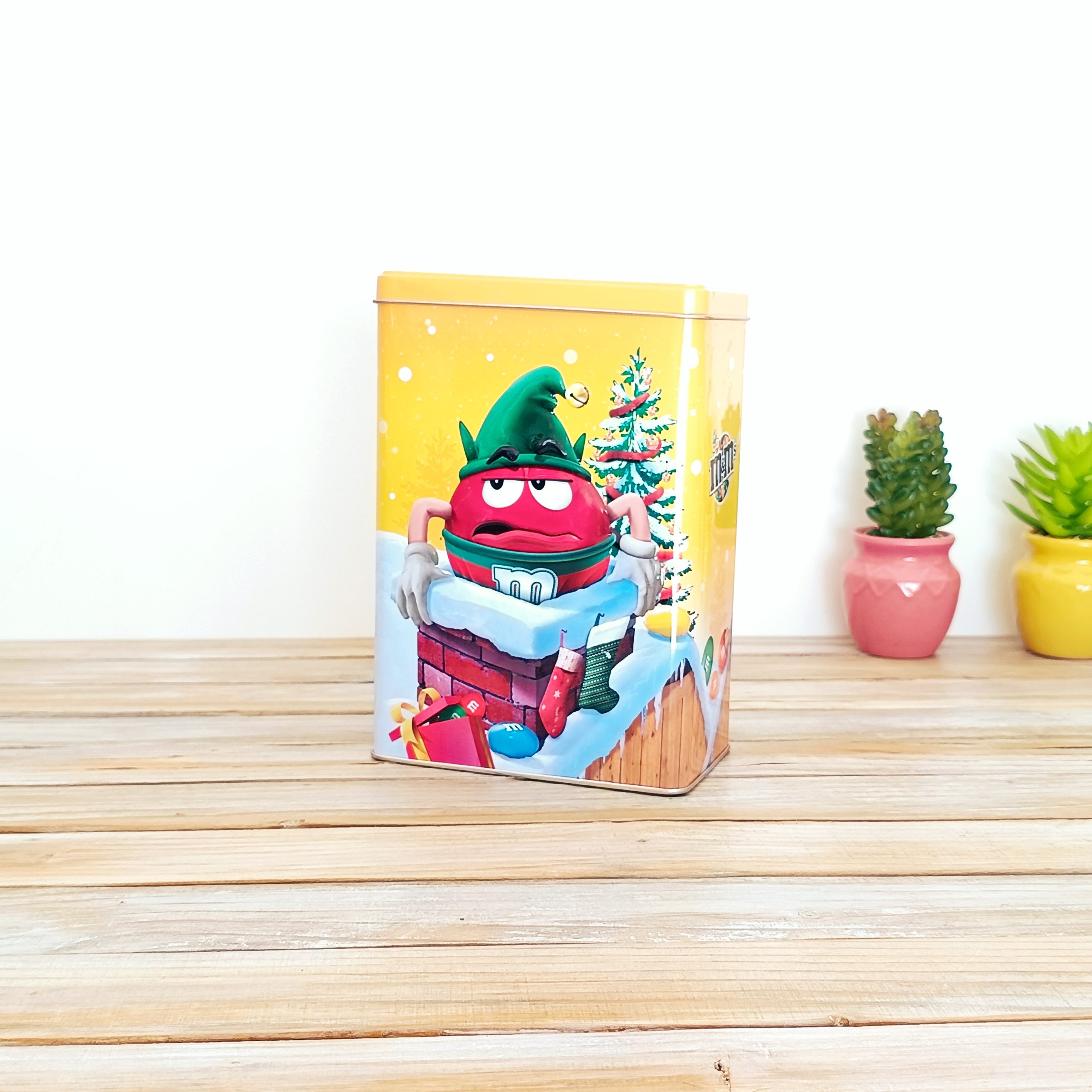 Boîte Métal M&M's Noël Embossée - Collector Red Elfe - Déco publicitaire Jaune